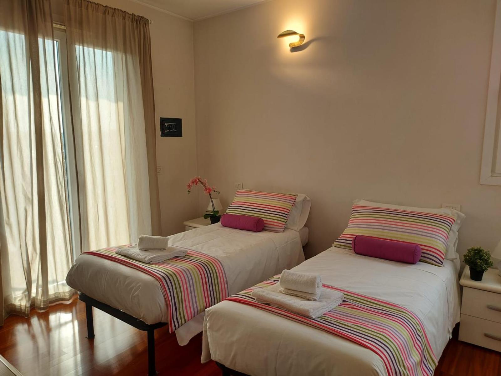 Bnbook - Metropolitan Expo Flat Rho Bagian luar foto