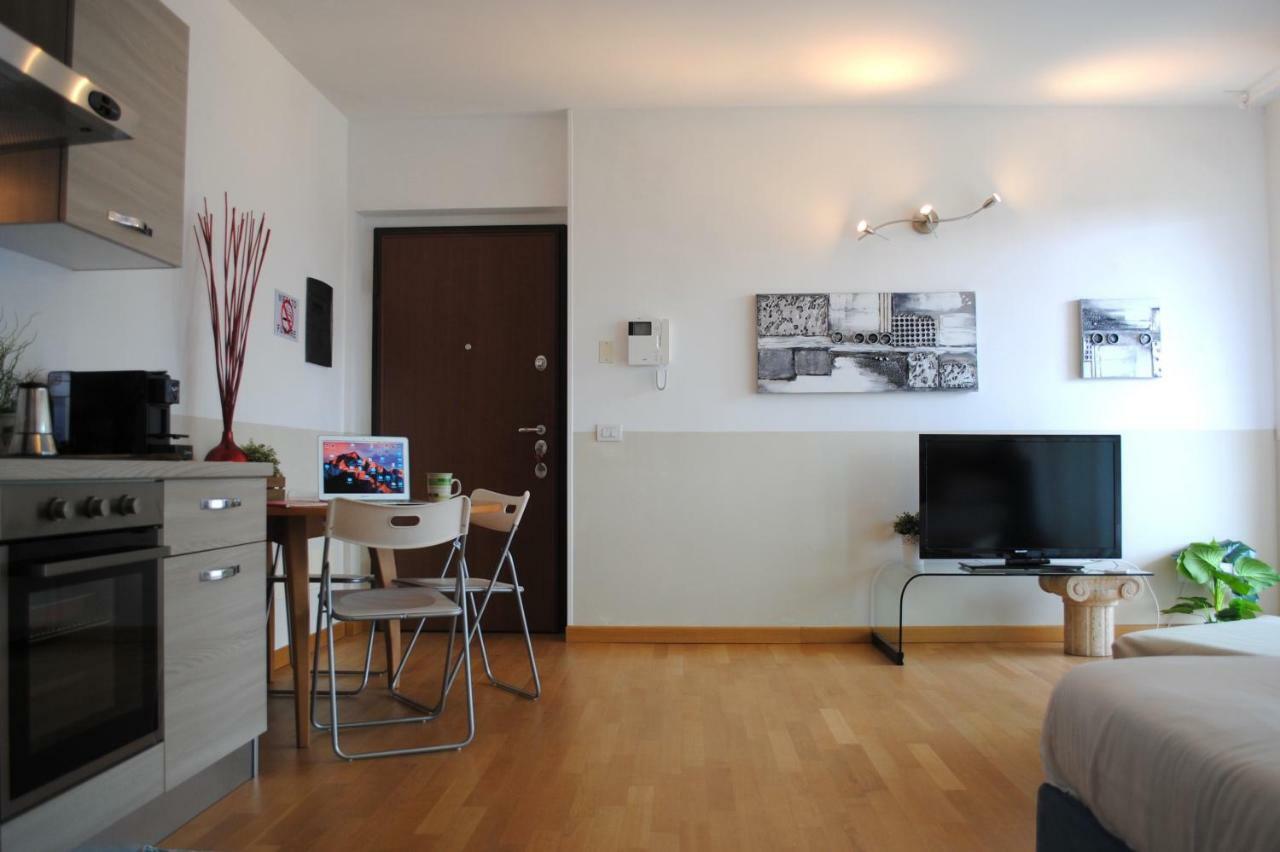 Bnbook - Metropolitan Expo Flat Rho Bagian luar foto